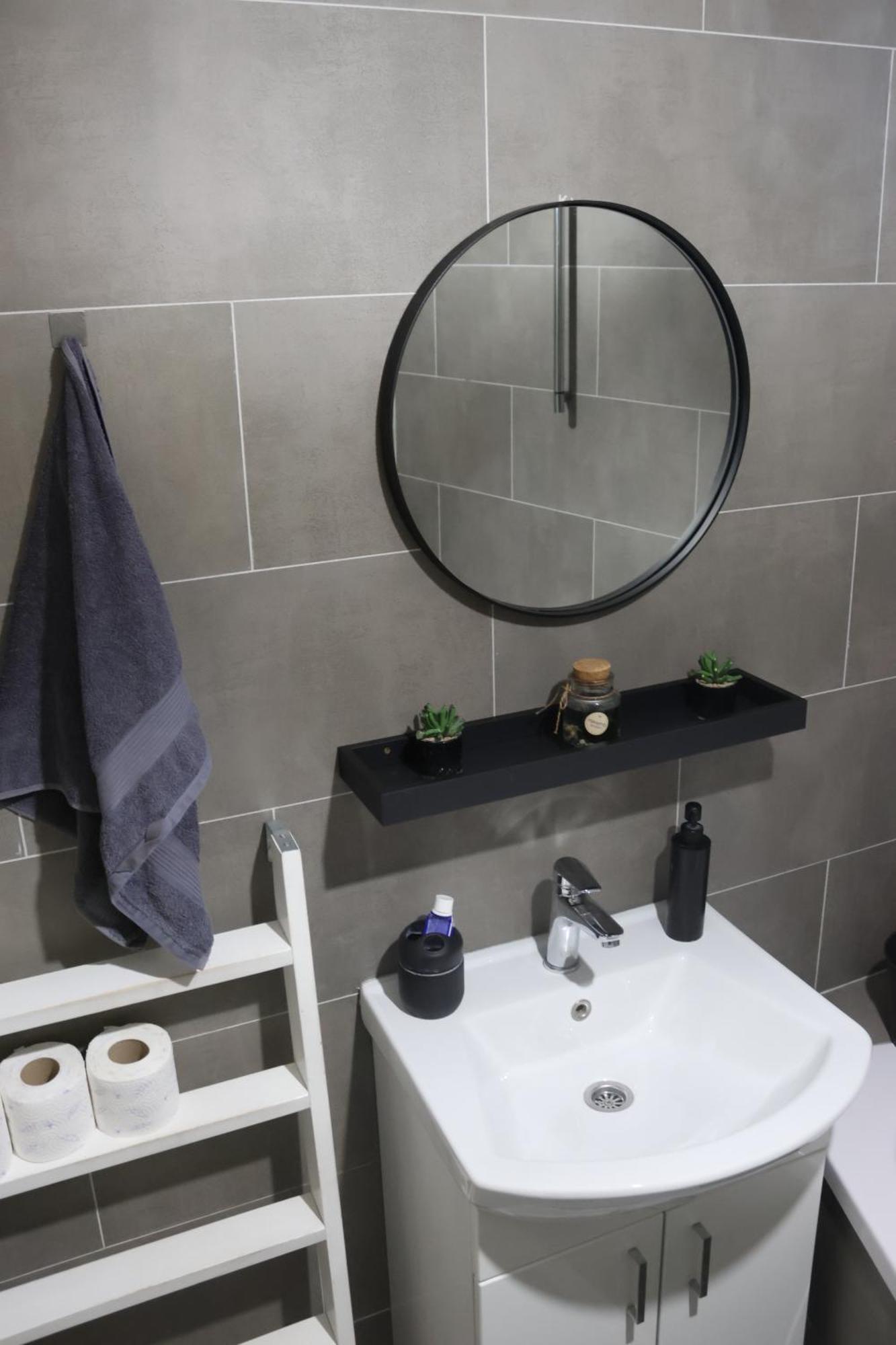 Stadler's Corner Apartment *